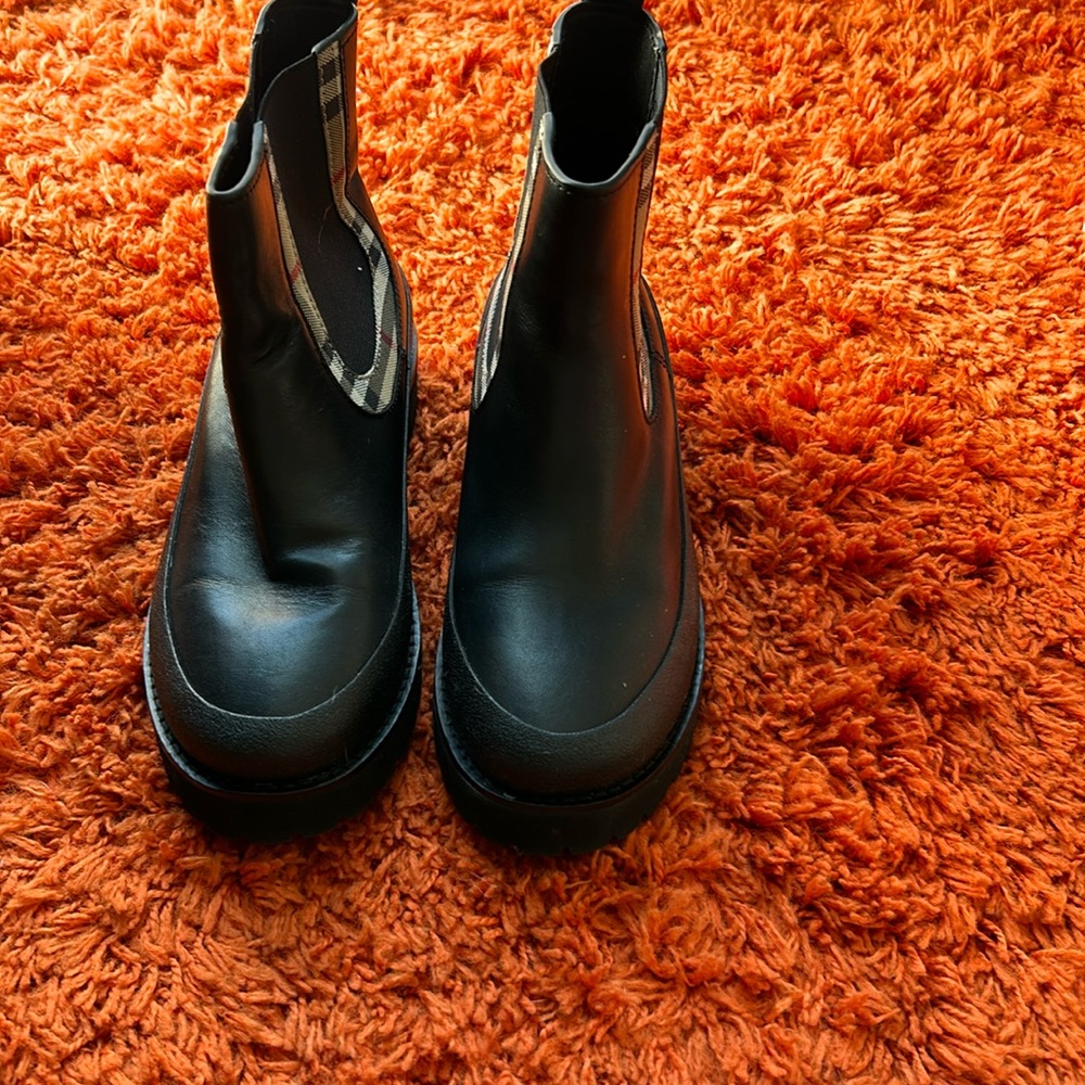 Burberry Boots